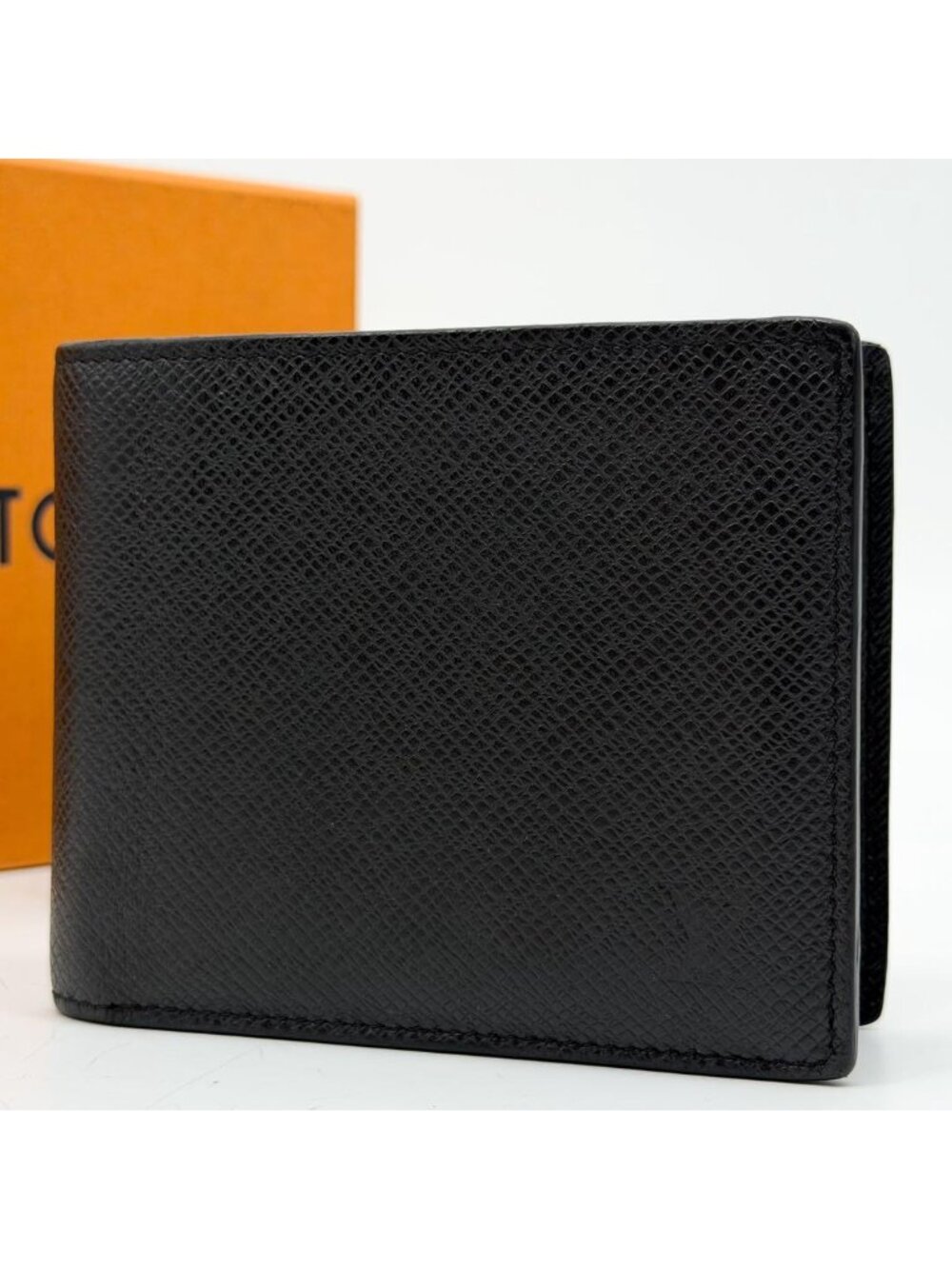 Louis Vuitton Portefeuille Marco NM Taiga Wallet